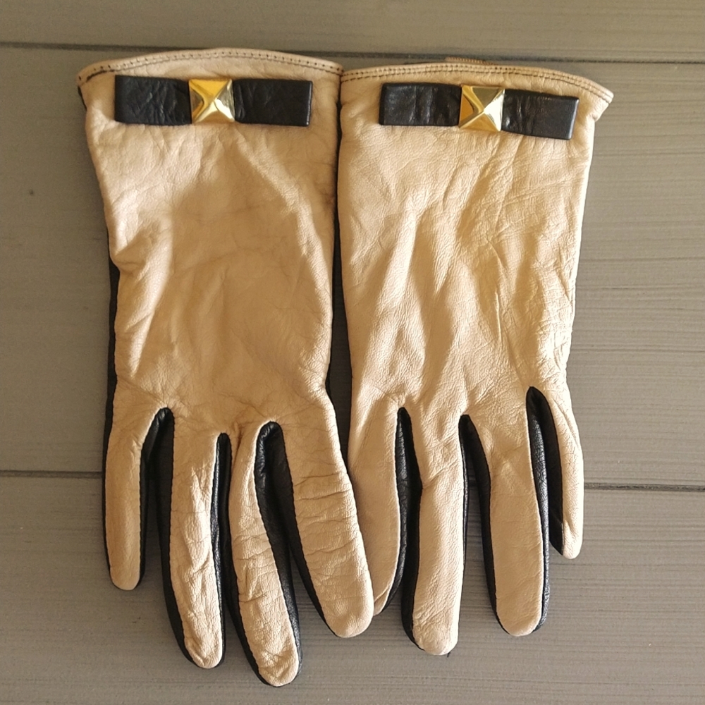 Kate Spade leather gloves, black and tan, size 7, used